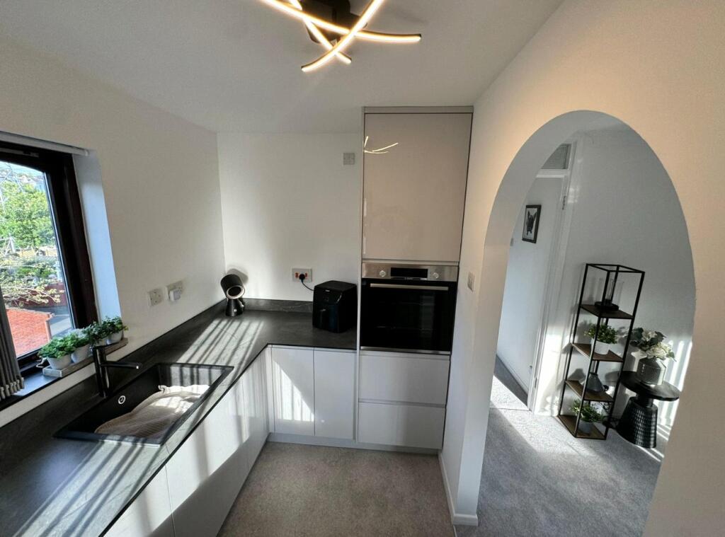 Kitchen 1