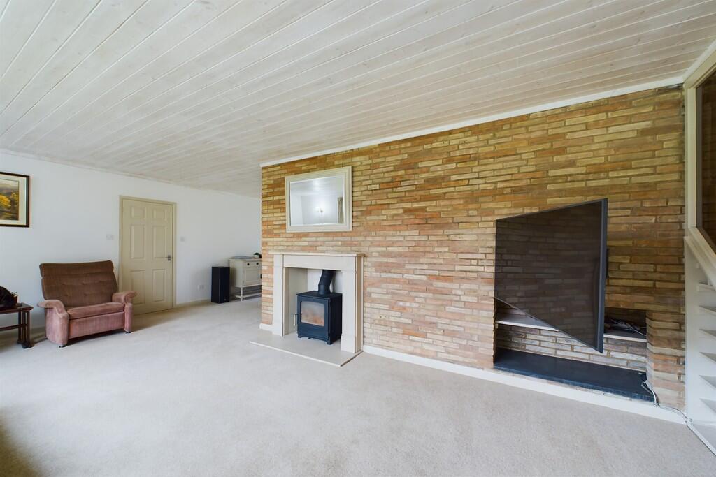 CAM01689G0-PR0440...