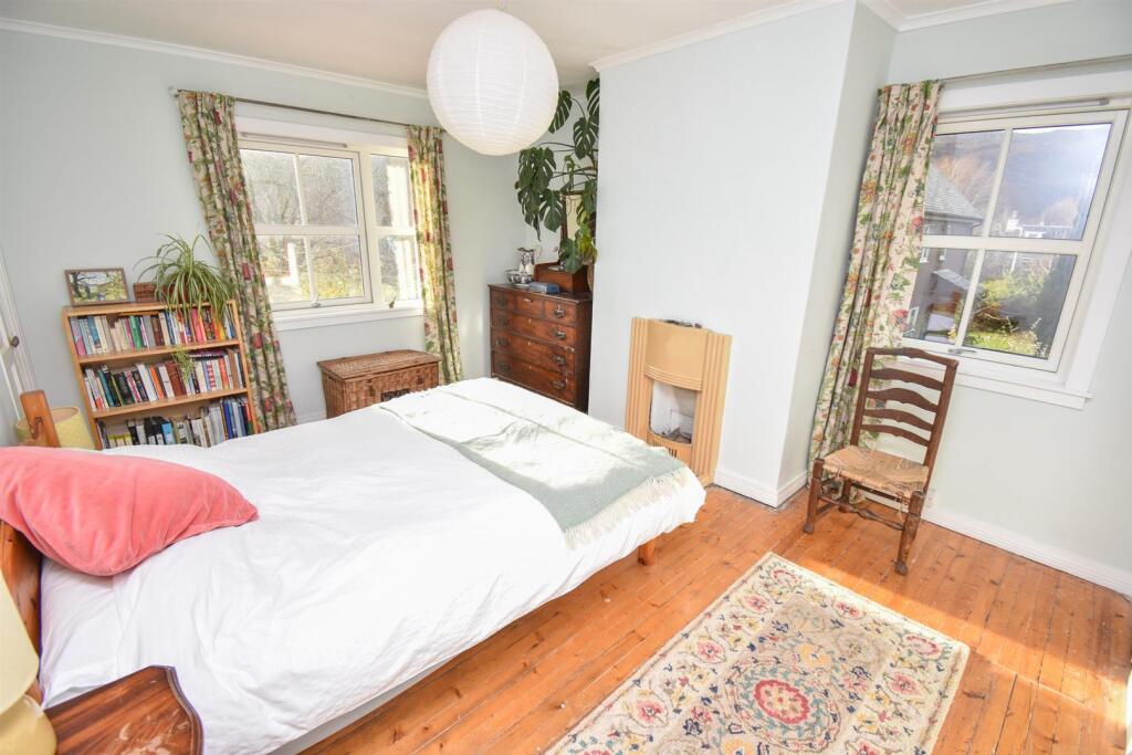 BEDROOM ONE-2.jpg