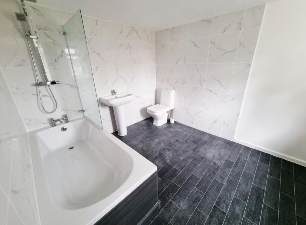 En-suite Bathroom