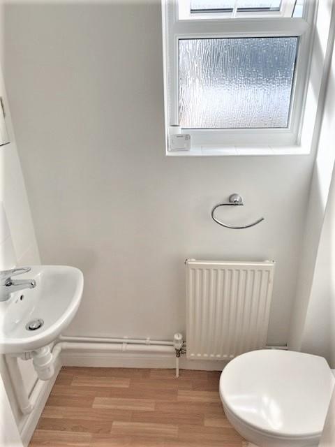 cloakroom1.jpg