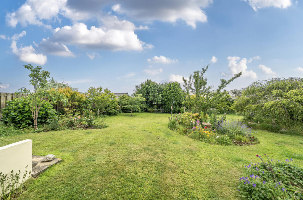 1303040-3-684310f...