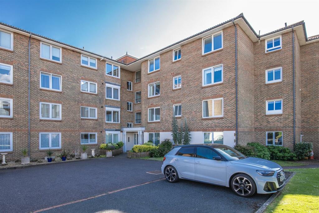 24 Belmer Court-9.jpg