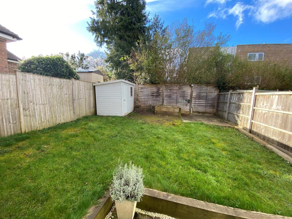 16cNorthRoad_Garden2.jpg