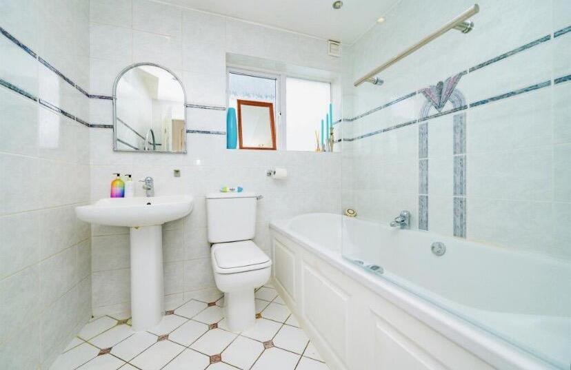 Family Bathroom-