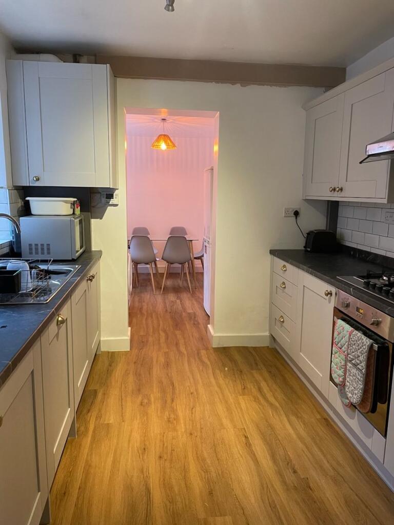 Balfour Road, Lenton, Nottingham, NG7 1NY