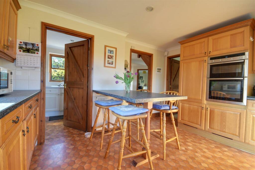 Kitchen / breakfast room