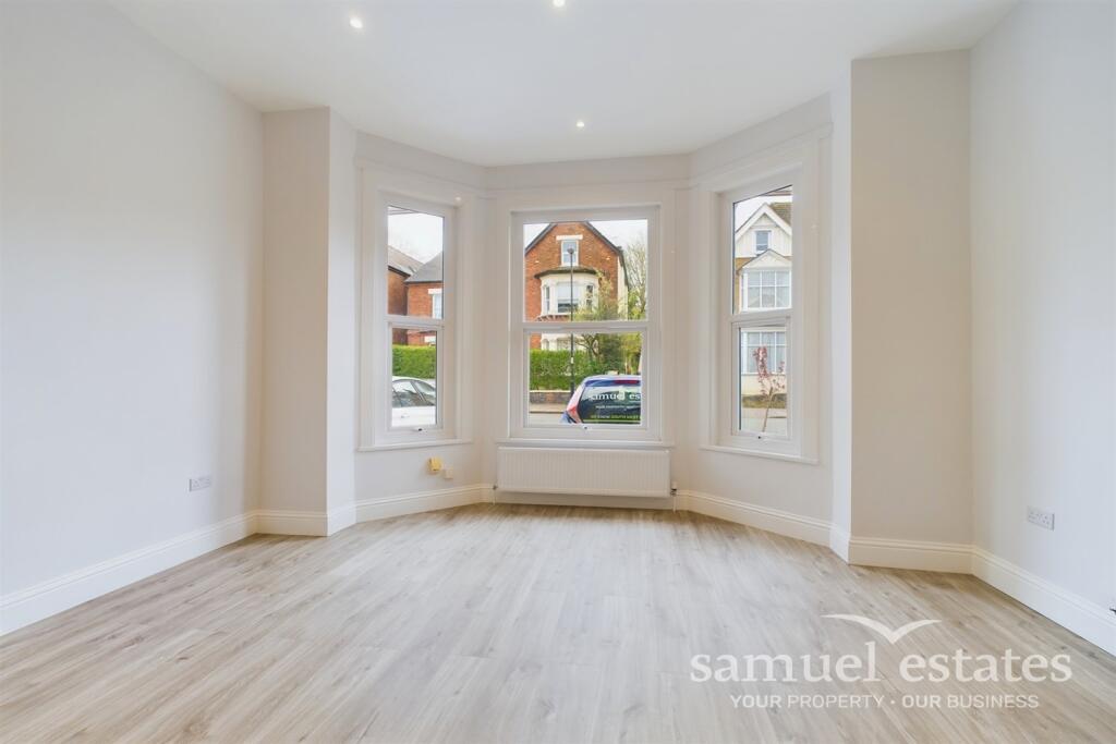 Living Room / Kitche