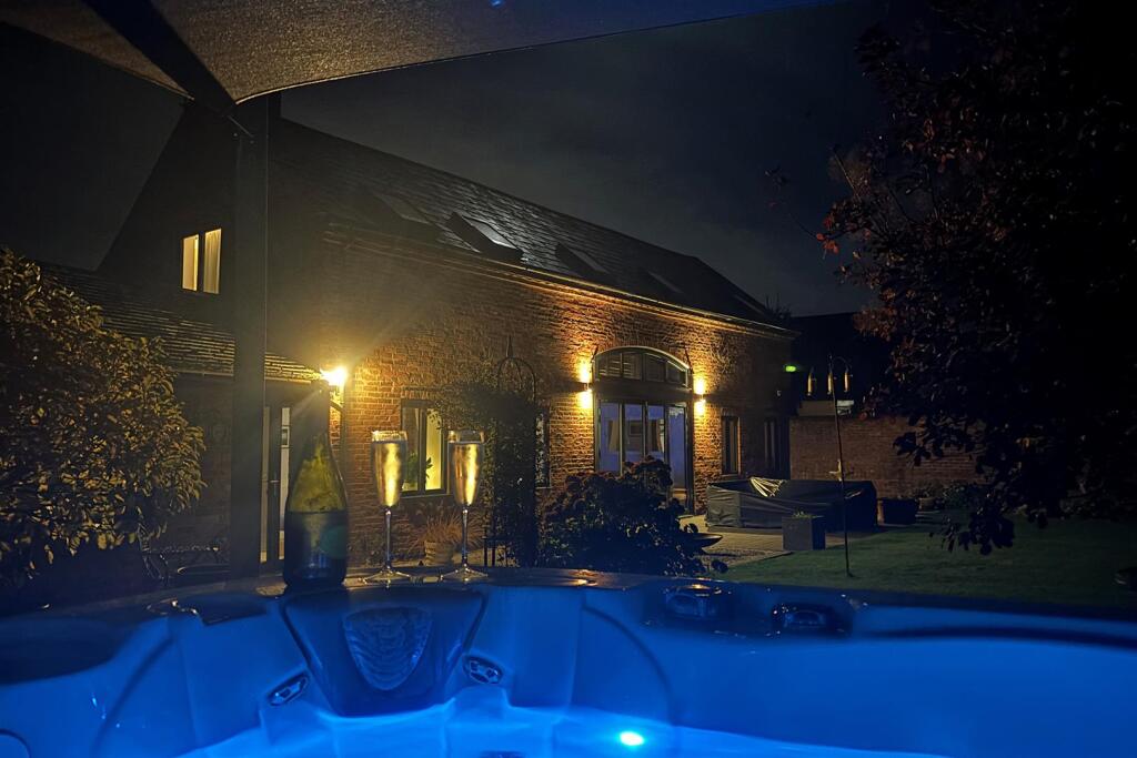 Barnhouse Photo rear view.jpg