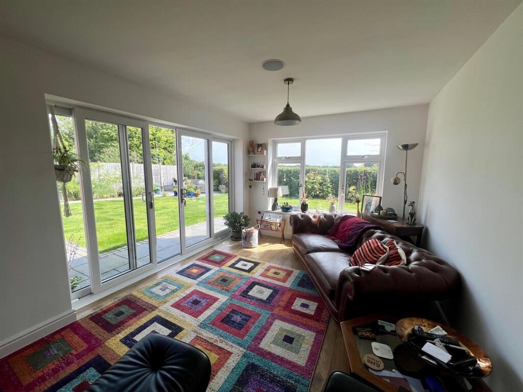 Living Room.jpg