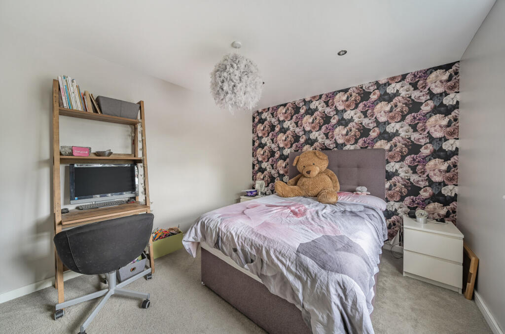 11-682205f6b293b-...