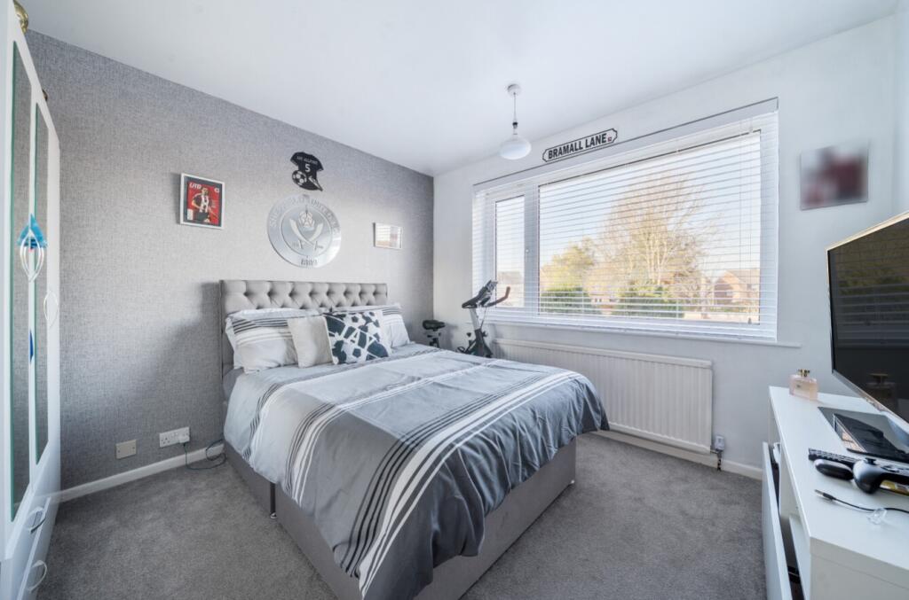 Bedroom 2B
