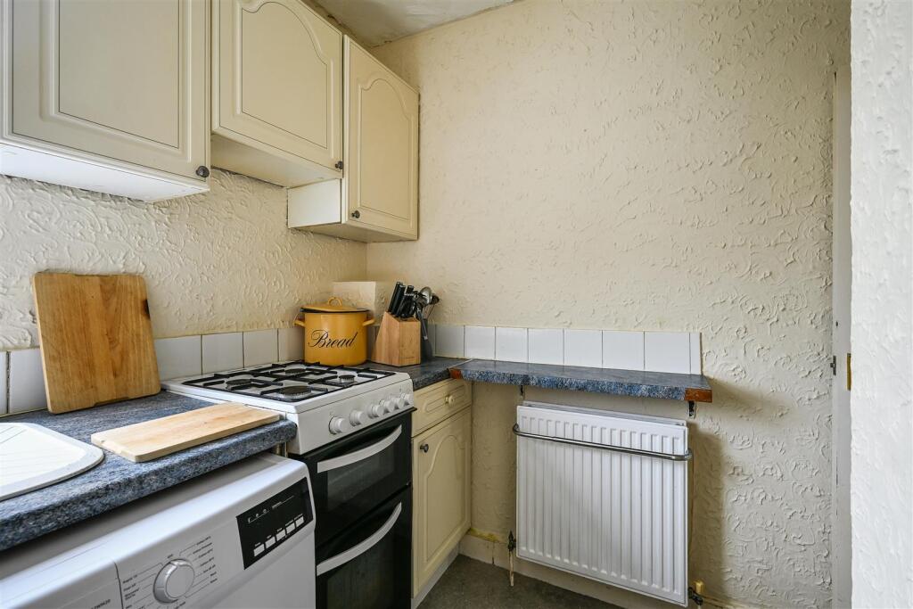 Kitchen reverse.jpg