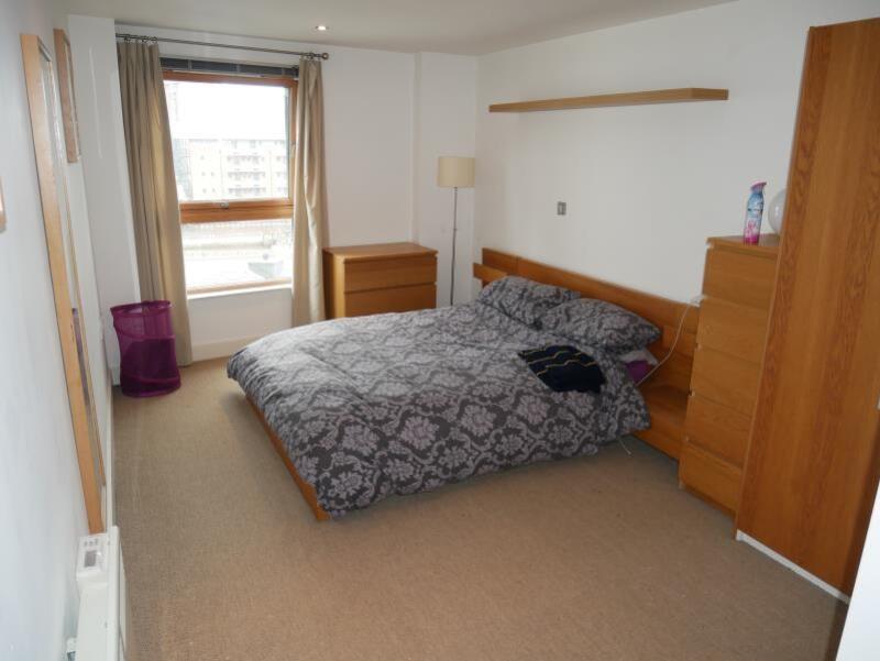 77 MHMaster bedroom 2_med
