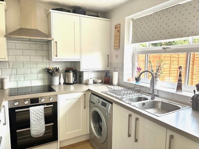97D Badsey Lane Kitchen.jpg