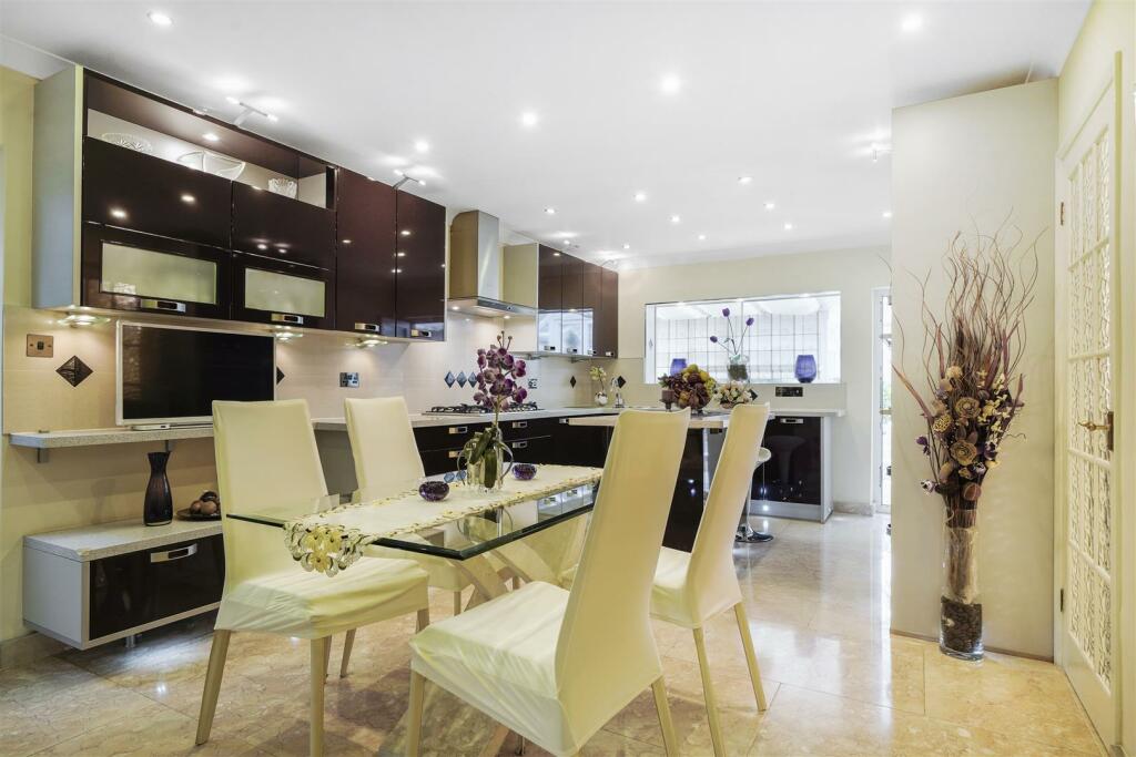 5B Bonnersfield Close - qvNUUA73MRASPu51lwyU.jpg