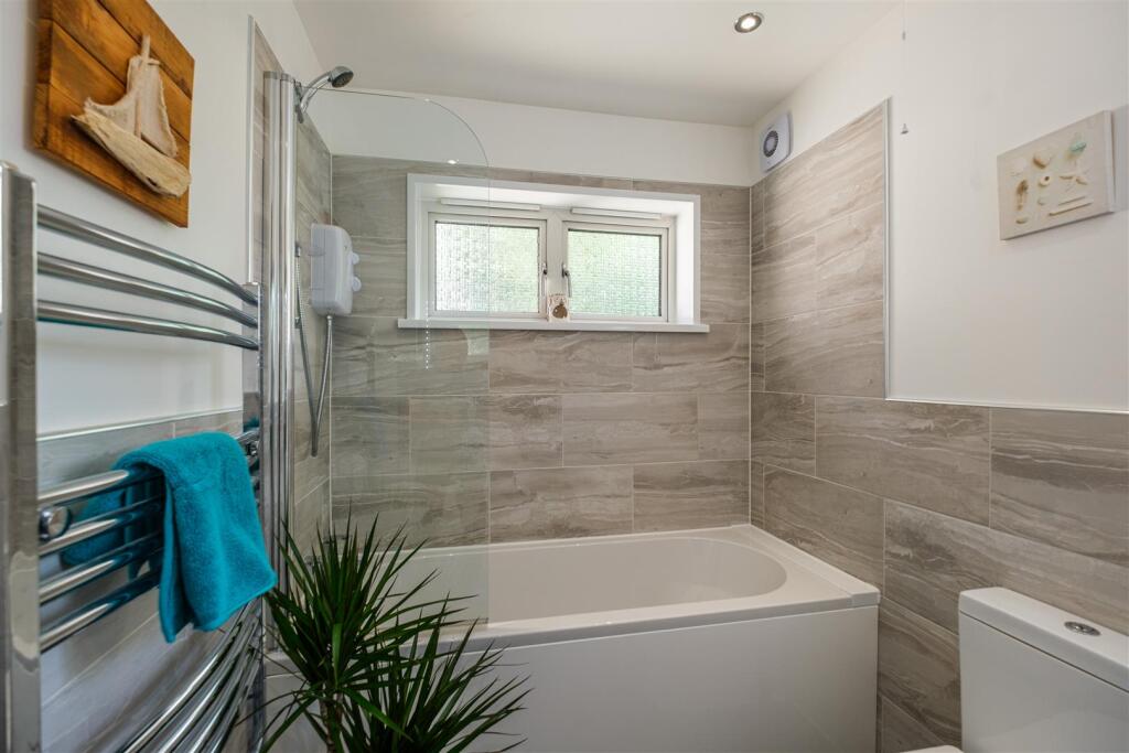 Dunavon Crescent-13.jpg