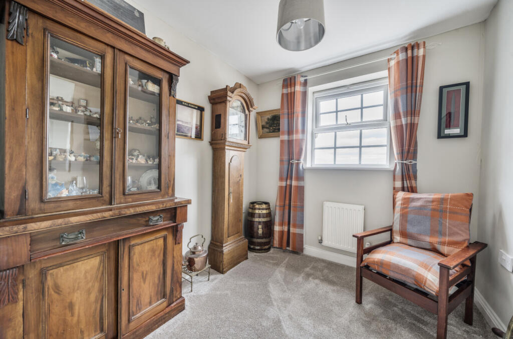 1343038-16-68a5ce...