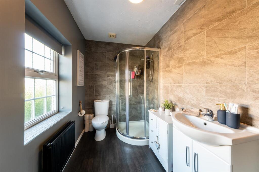 10 Minster Close-021.jpg