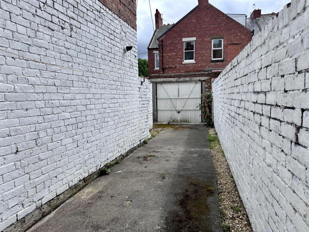 yard.jpg