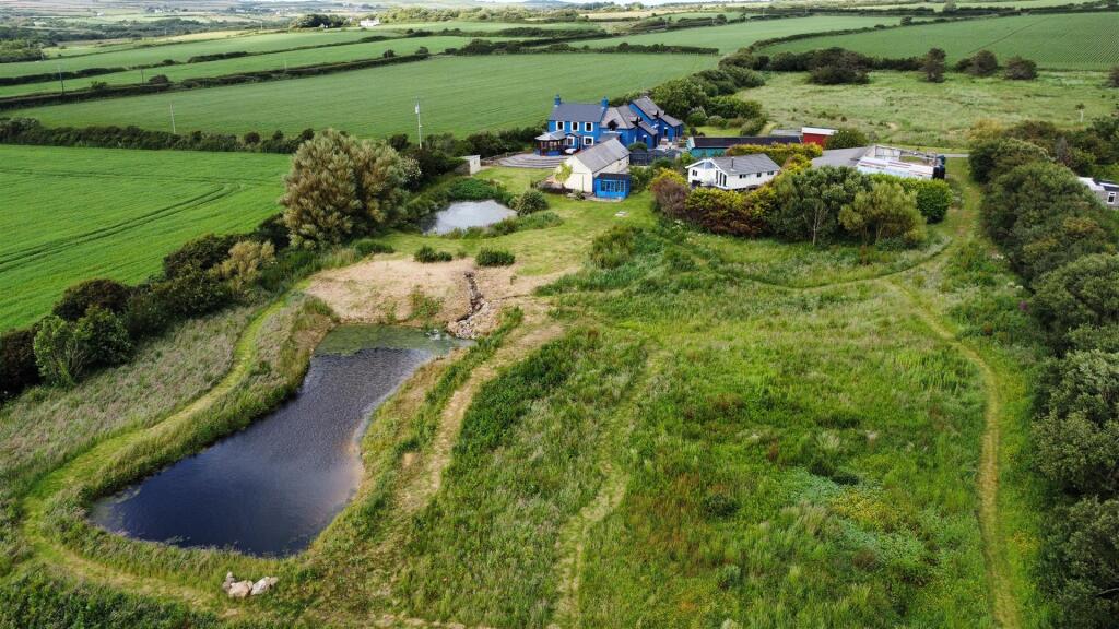 Cranged St. Nicholas, Goodwick, Pembrokeshire, SA6