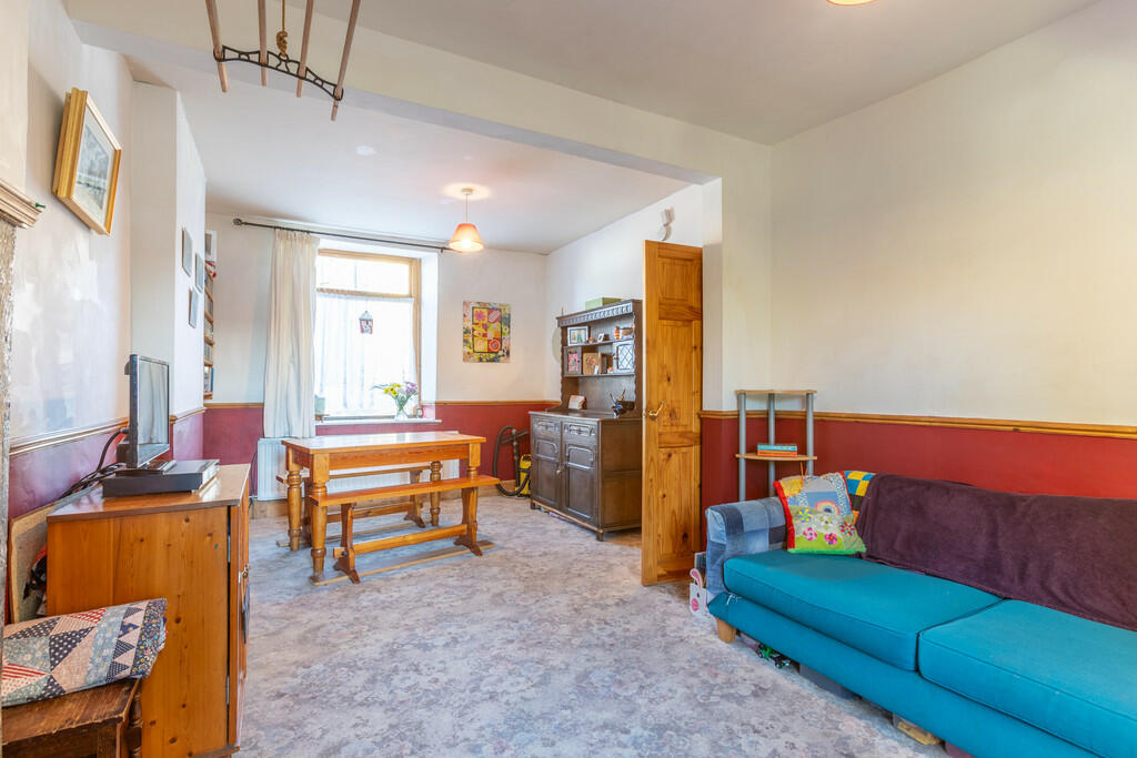 Living/Dining Roo...