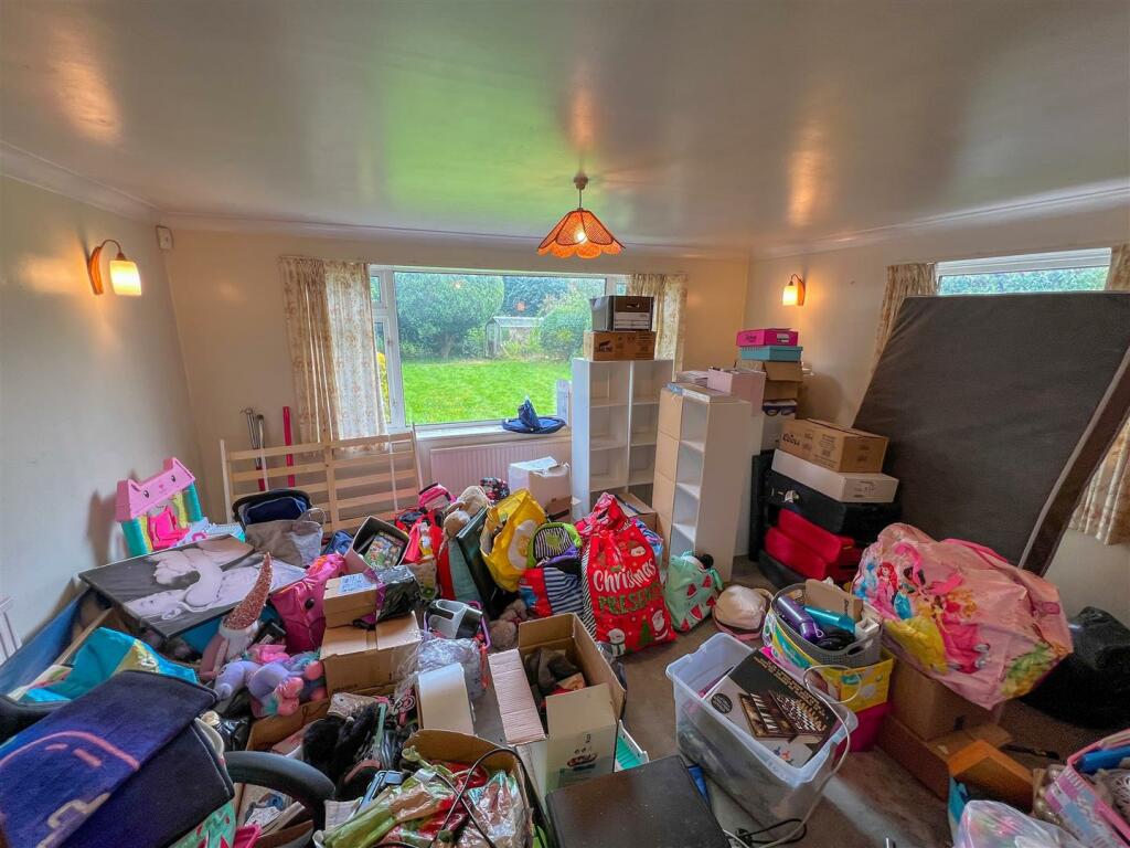 Rear Reception Room A.JPG