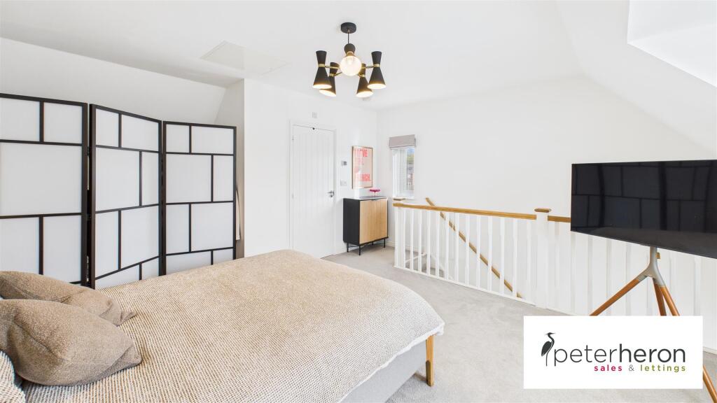 Bedroom 1 (Top Floor)