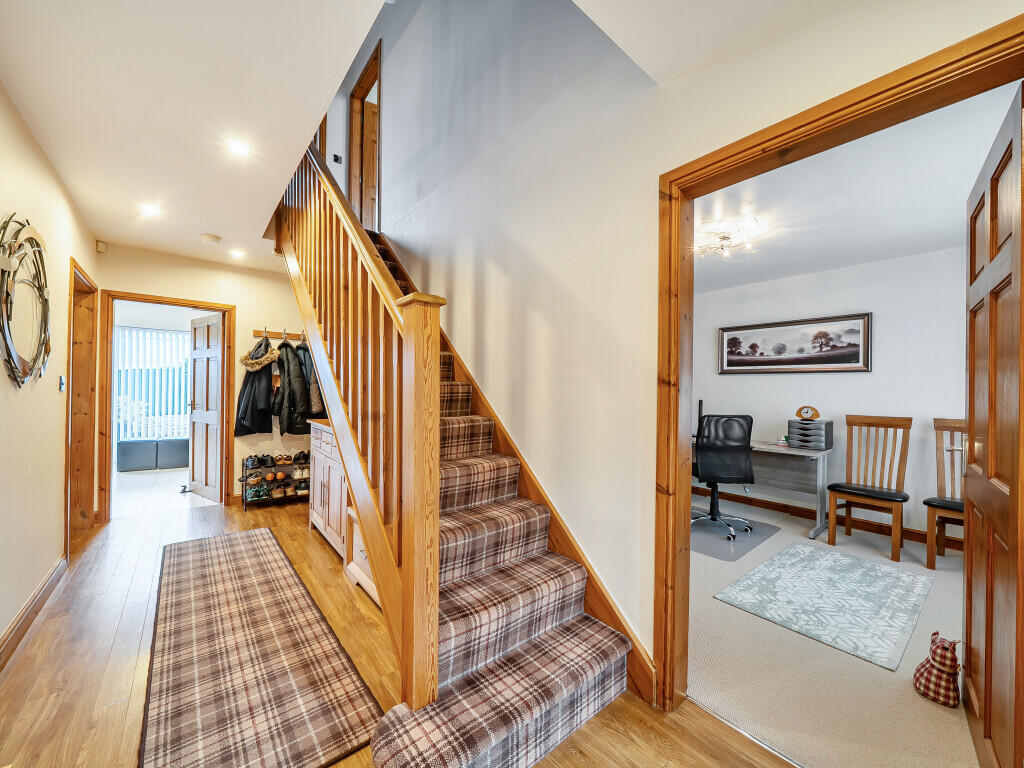 1388772-12-693826...