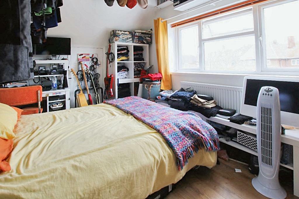 bed 2 (Portal Size).JPG