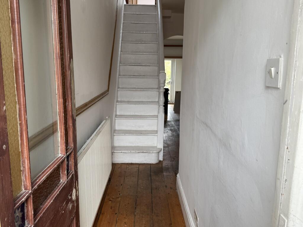 53 Greenbank entranc