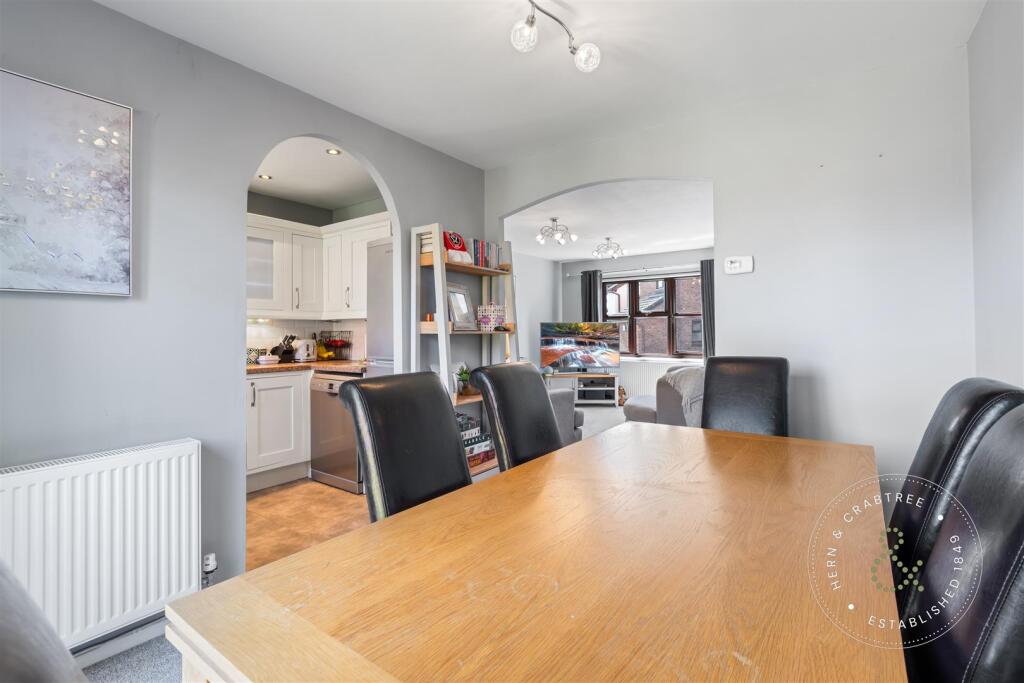 Peckham Close, Danescourt, Hern Crabtree (11).jpg