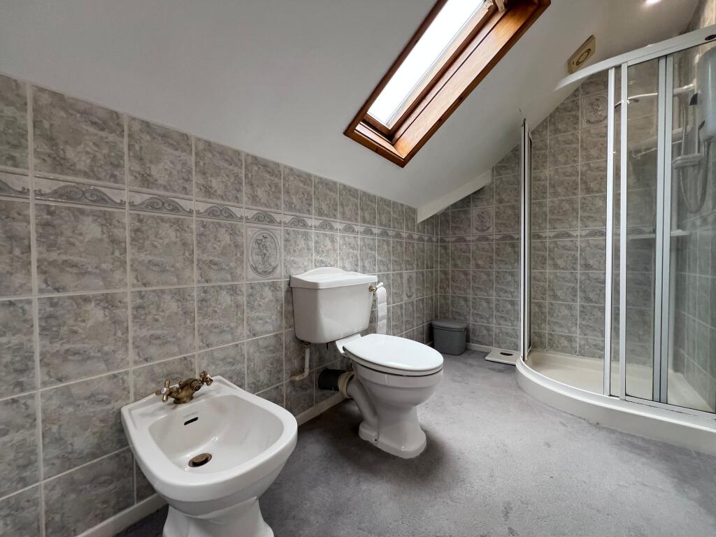 First Floor Bathroom