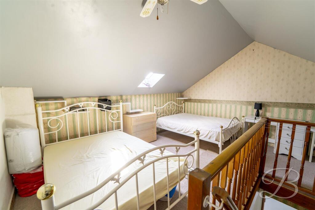 bed3.jpg