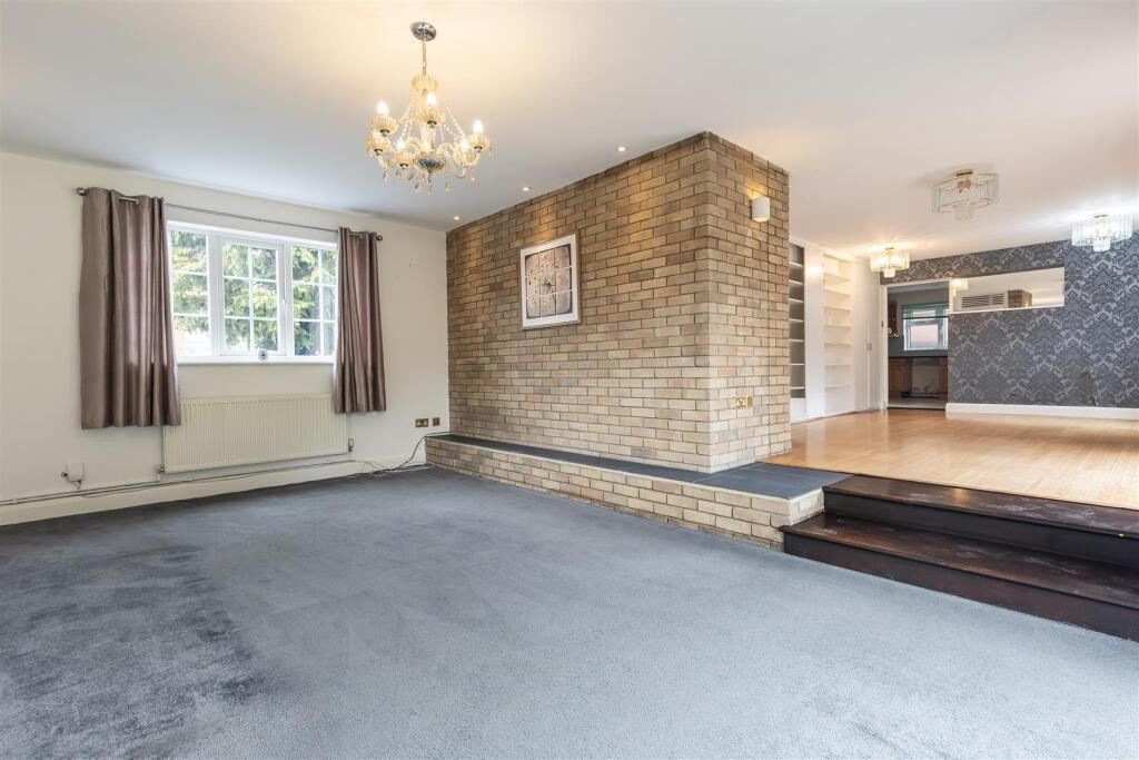 9 Hilly Fld  (9).jpg