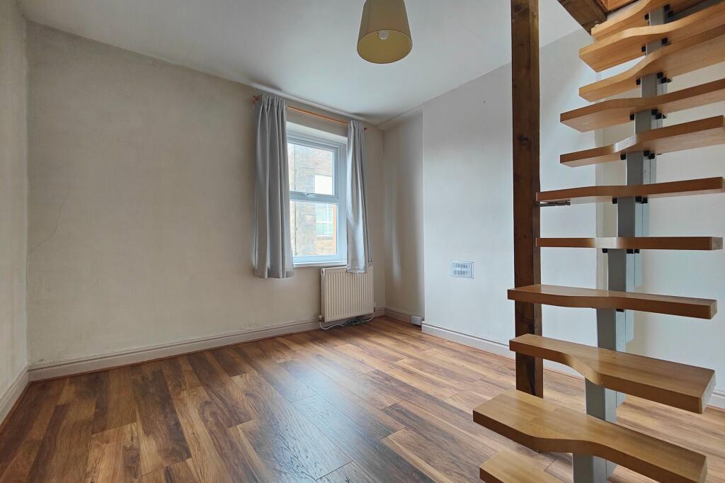 Paddle Stair to Attic