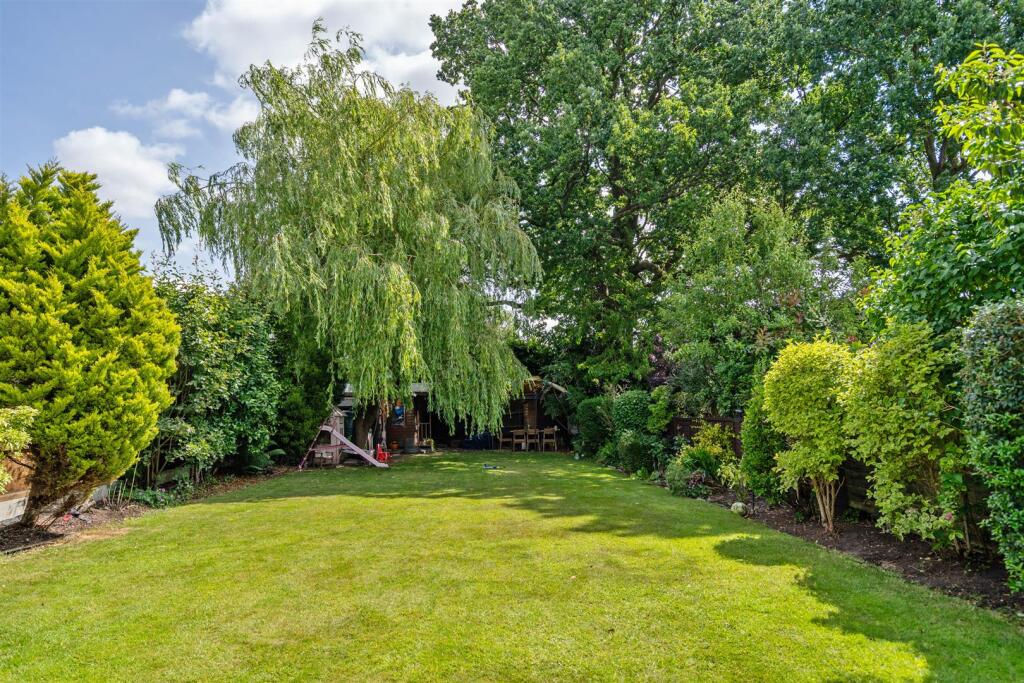 30 Cambridge Avenue_24.jpg