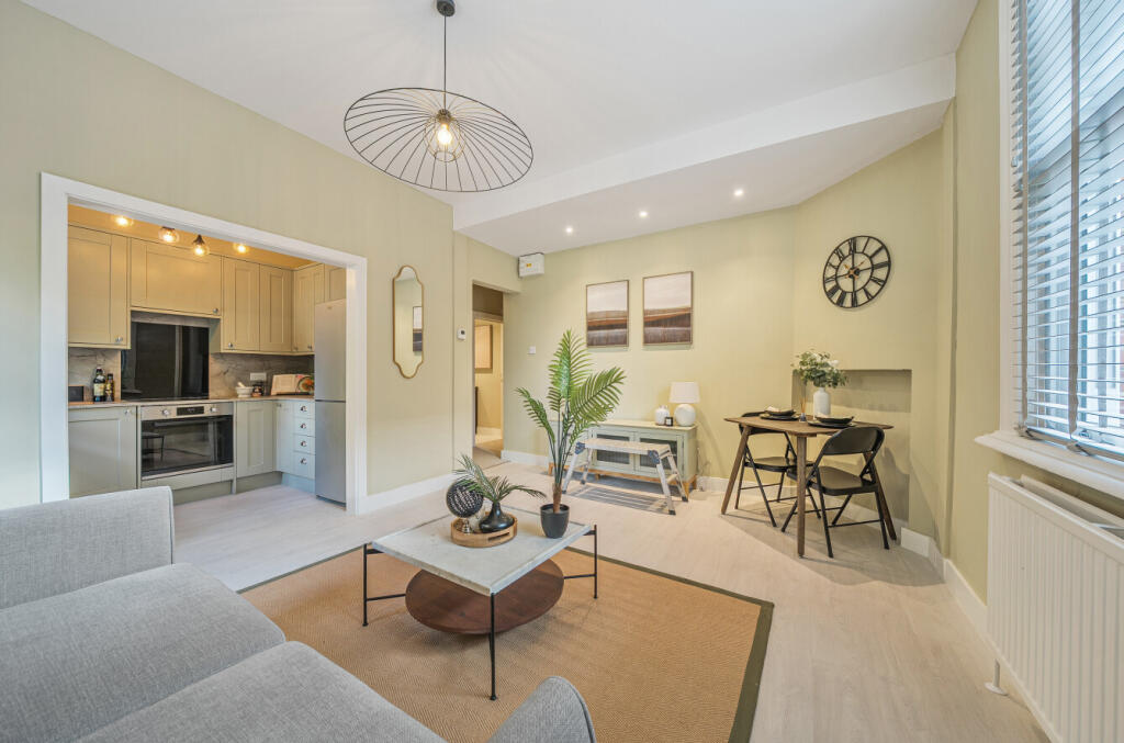 1365762-22-68e7d2...