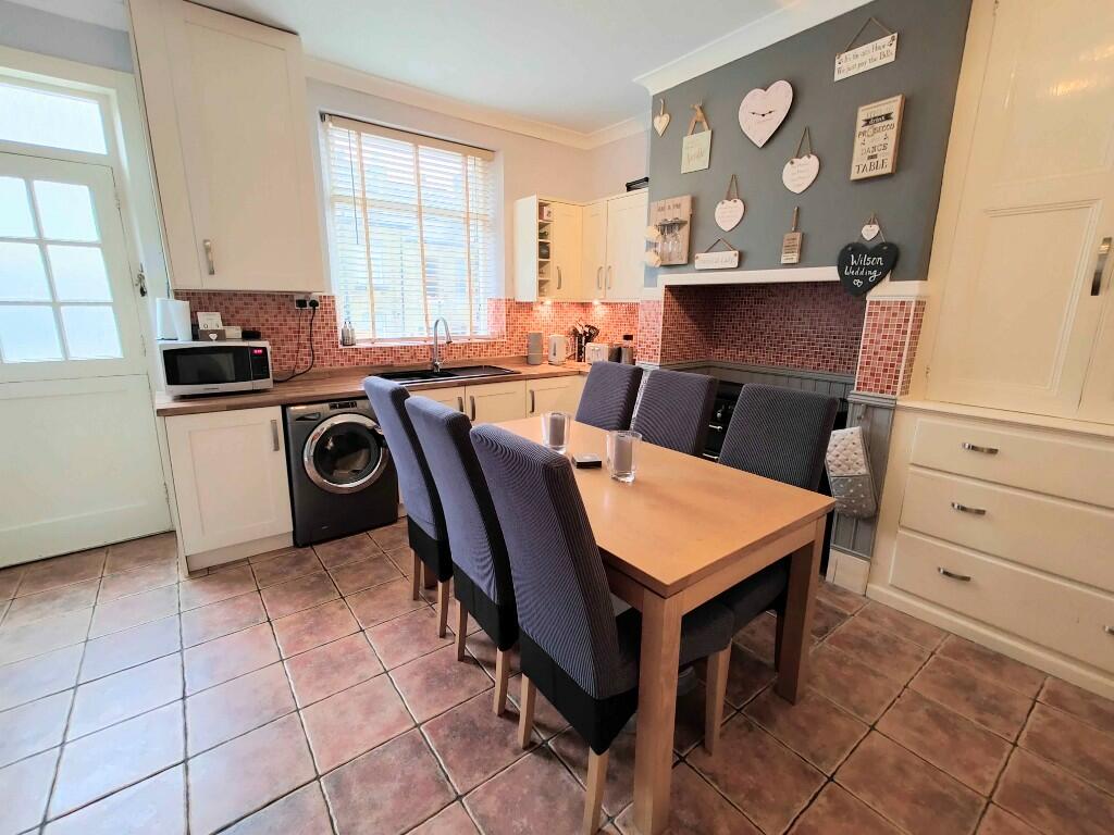 Dining Kitchen
