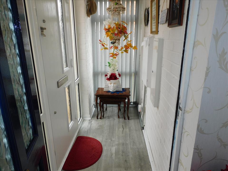 ENTRANCE PORCH