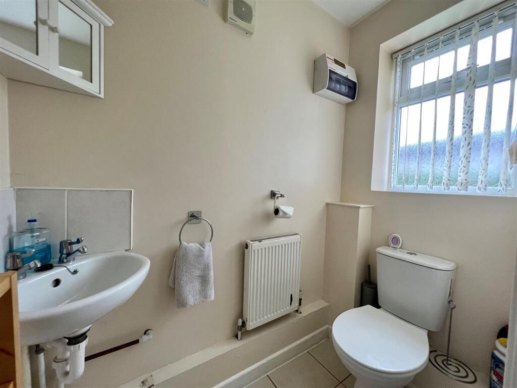 stockheath Road - WC.jpg