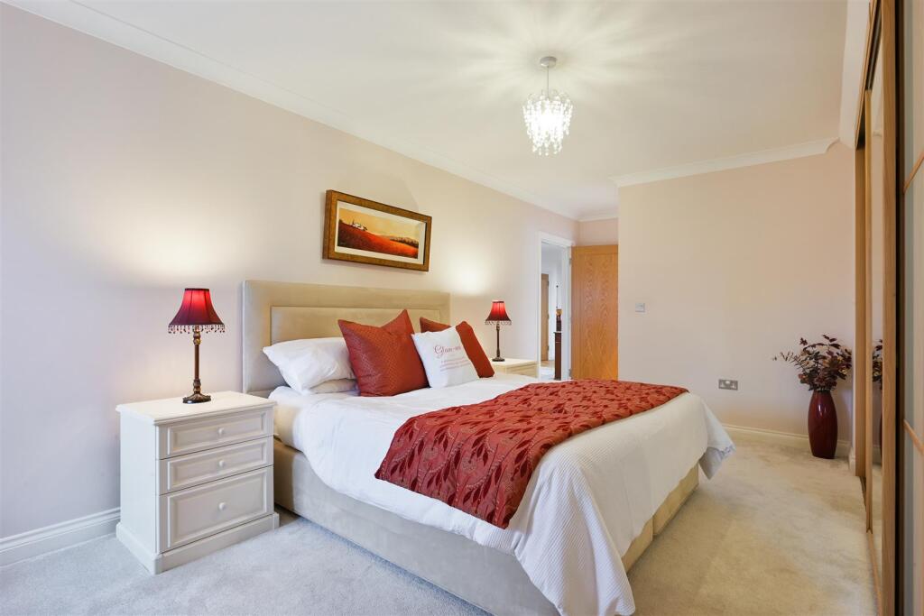 LONG ORCHARDS, FLAT 10- (12).jpg