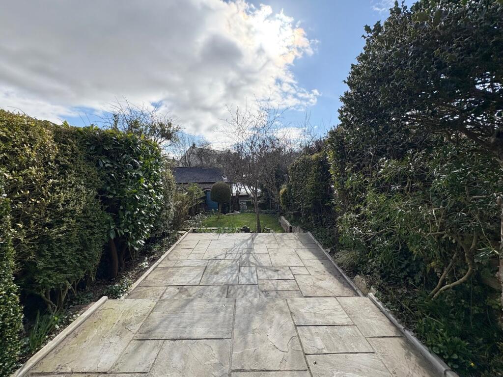 Bampton Seddons