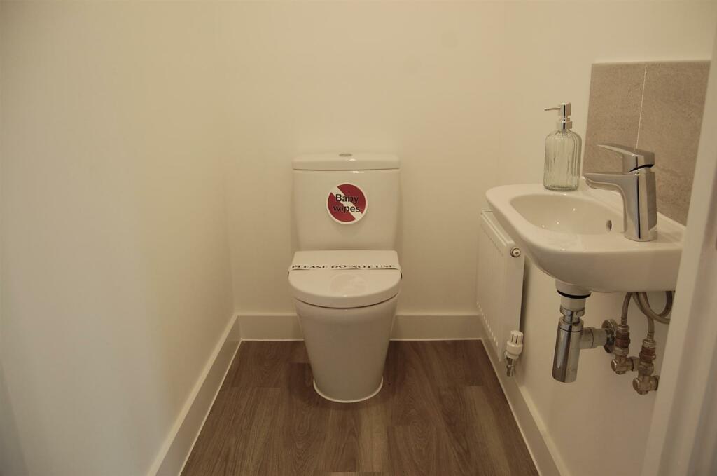 UTILITY AND WC