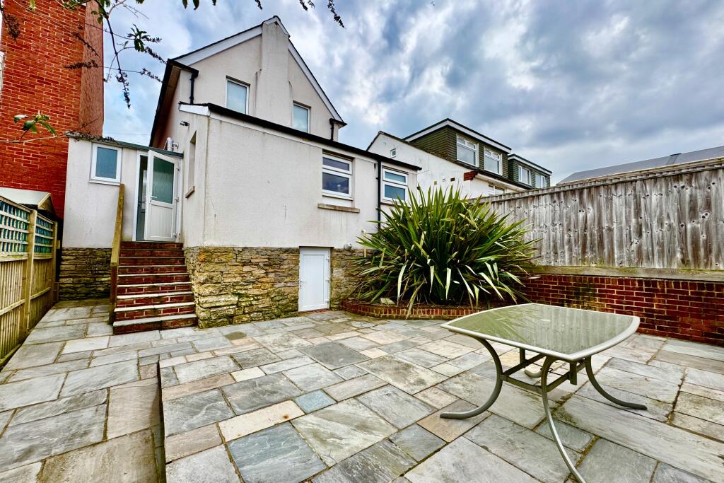 Garden &amp; Rear