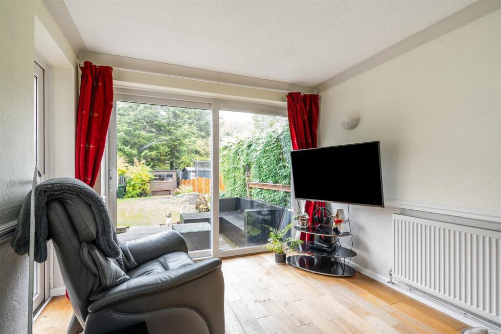 18 Milholme Green_9.jpg