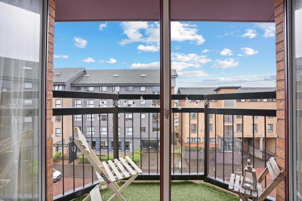 16_flat 3 2 (11).jpg