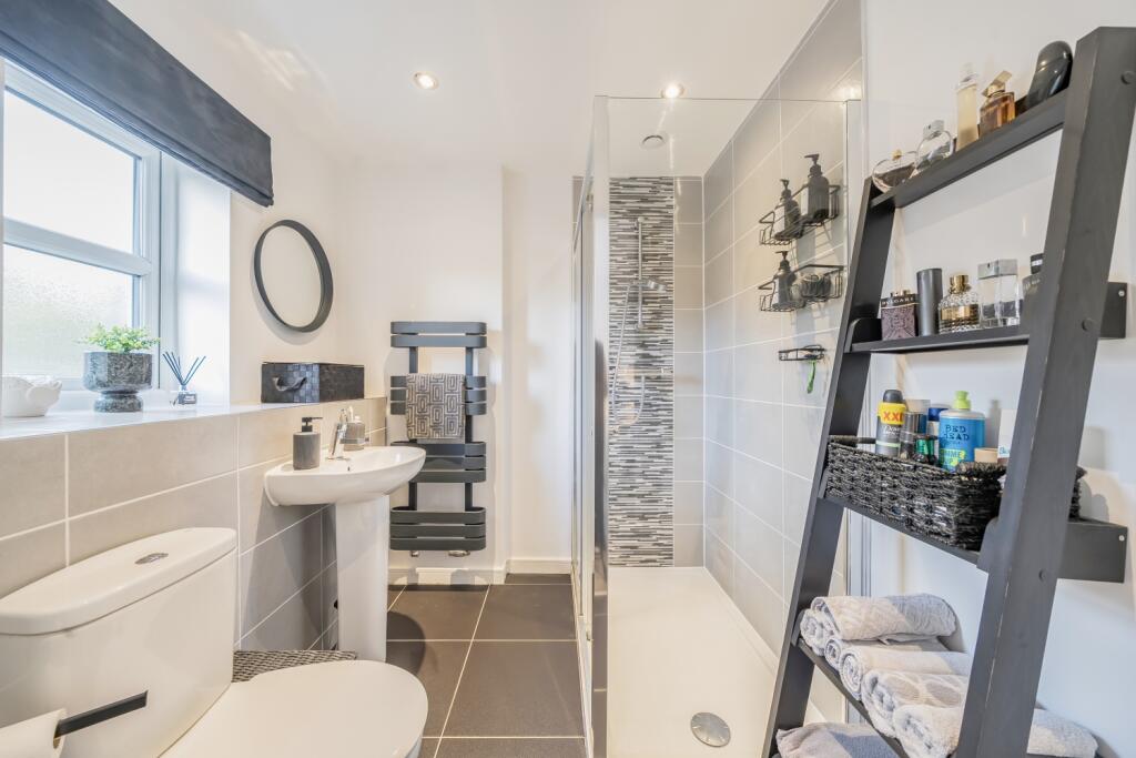 1372109-13-68f8e32aa0456