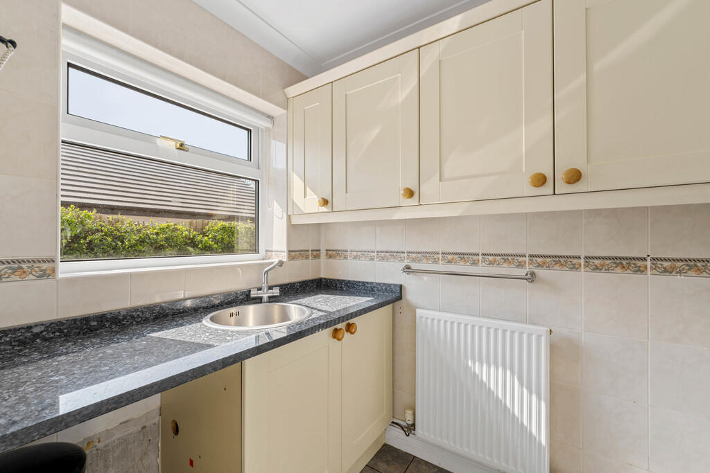 1 Bank Close, CH2...