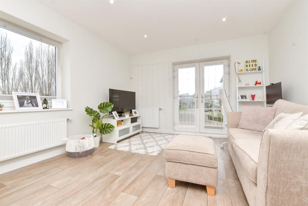 Kitchen/Living Room
